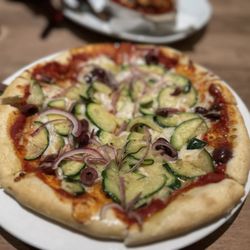 Luisa's Restaurant - ORTOLANA PIZZA