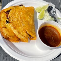 Tacos y Refresqueria 95 - Quesabirria Tacos - Dip and Munch!