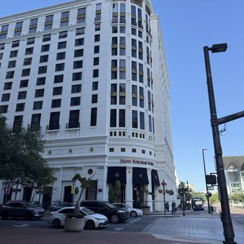 Bösendorfer Lounge - Lounges Near Me - Orlando, Florida