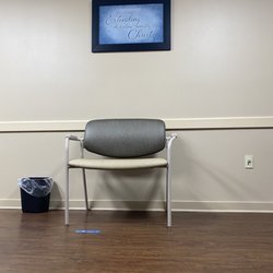 AdventHealth Lab - 6 feet distance enforced