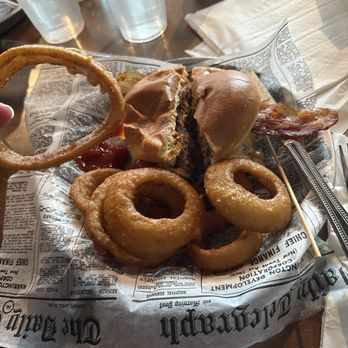 Park Bar - Hot mess burger and onion rings! - Bars Near Me - Atlanta, Georgia Park Bar - Hot mess burger and onion rings! - Bars Near Me - Atlanta, Georgia