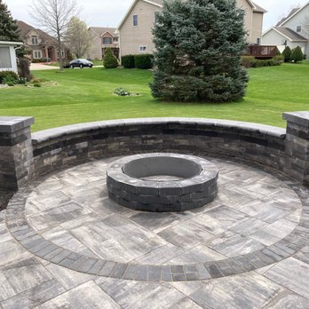Dresen Landscaping - Fire pit and seat wall - Landscaping Near Me - Franksville, Wisconsin
