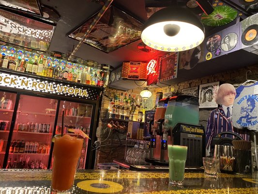 Screwdriver Bar by null