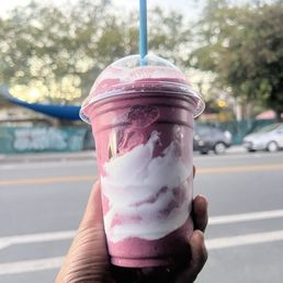 Red Berry Dream - Substitute banana for mango