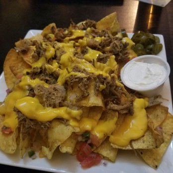 Ivanhoe Pub & Eatery - American Near Me - Racine, Wisconsin
