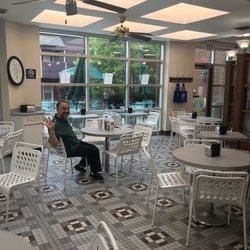 United Dairy Farmers - The café area - underrated!
