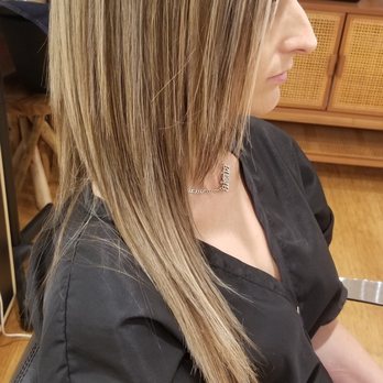 Salon Posh - Highlights and dark low lights - Hair Salons Near Me - Honolulu, Hawaii Salon Posh - Highlights and dark low lights - Hair Salons Near Me - Honolulu, Hawaii