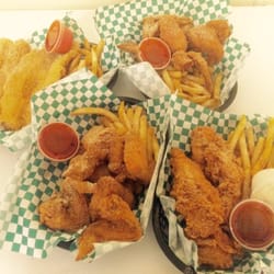 Jordan's Fish, Chicken & Gyros - Shadeland Ave - Chicken wings chicken tenders and catfish fillet lunch at Jordans