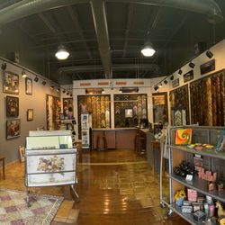 FastFrame North - Custom Frame Shop - Our new look. Custom picture framing at its best. Unique art collections. Canvas stretching and all.