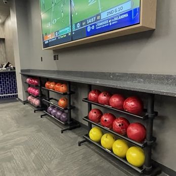 Apex Entertainment Virginia Beach - Arcades Near Me - Virginia Beach, Virginia