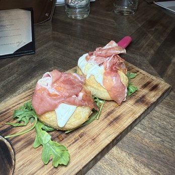 Angelina's Kitchen - Montanara Fritta - Italian Near Me - Woodbridge, New Jersey