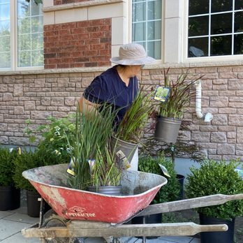Gardening Goddess - Gardeners Near Me - Toronto, Ontario Gardening Goddess - Gardeners Near Me - Toronto, Ontario