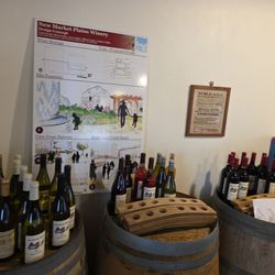 New Market Plains Vineyards - Wines and tasting trays.
