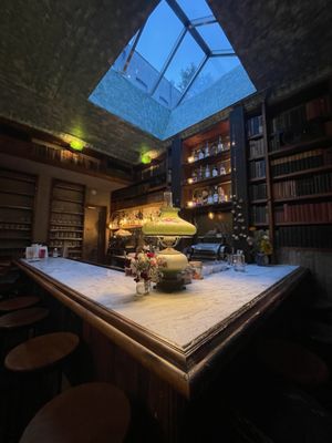 Milk & Roses by null