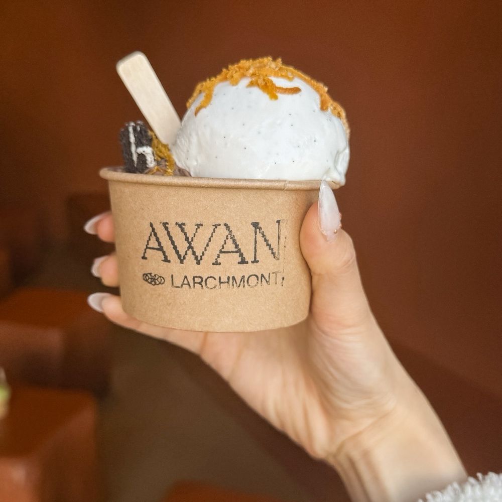 Awan - Vanilla and Oreo - Ice Cream & Frozen Yogurt Near Me - Los Angeles, California Awan - Vanilla and Oreo - Ice Cream & Frozen Yogurt Near Me - Los Angeles, California