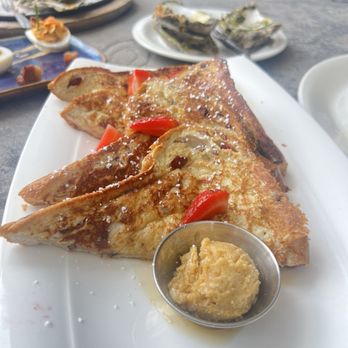A'Bouzy - Champagne Bars Near Me - Houston, Texas A'Bouzy - Champagne Bars Near Me - Houston, Texas