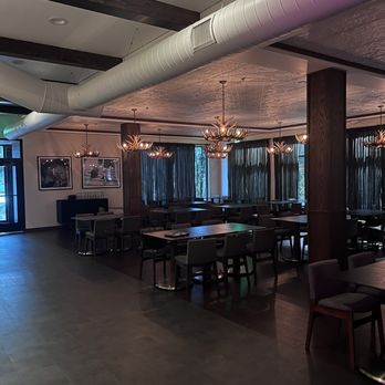 Movida - Spanish Near Me - Milwaukee, Wisconsin