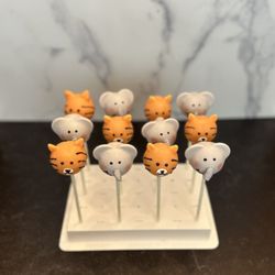 Radiant Cakes & Calligraphy - Animal Cake Pops