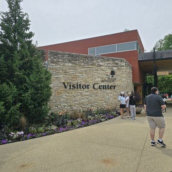 The Morton Arboretum - Botanical Gardens Near Me - Lisle, Illinois