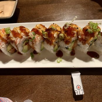 Raiz Kitchen Sushi Bar - Anne Roll - Sushi Bars Near Me - Chicago, Illinois Raiz Kitchen Sushi Bar - Anne Roll - Sushi Bars Near Me - Chicago, Illinois