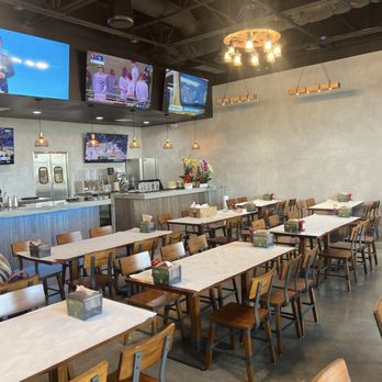 The Crawfish Hut - Dining area so clean! - Cocktail Bars Near Me - Stanton, California The Crawfish Hut - Dining area so clean! - Cocktail Bars Near Me - Stanton, California