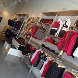 Lolë Rochester - Fitness/Fashion/Tech all in one.