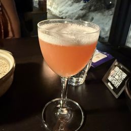 Sober Opera - gin based with rose lychee honey film Sober Opera - gin based with rose lychee honey film