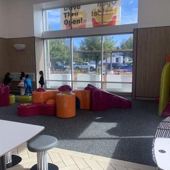 McDonald's - Playarea - Fast Food Near Me - Windsor, California