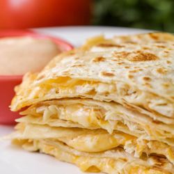 Roma Pizza - Chicken quesadilla