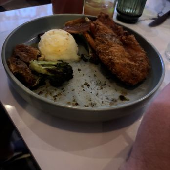 Huddy's At The Beach - Sage Fried Chicken was so crispy good! Clearly dug in quick to eat!! - New American Near Me - Hermosa Beach, California Huddy's At The Beach - Sage Fried Chicken was so crispy good! Clearly dug in quick to eat!! - New American Near Me - Hermosa Beach, California