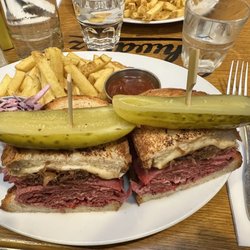 Schwartz's Deli - Reuben