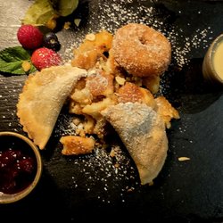 Restaurant Helmerhof - Dessert for 2