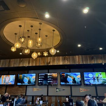 The Local Pub & Grill - TVs - American Near Me - Valencia, California The Local Pub & Grill - TVs - American Near Me - Valencia, California