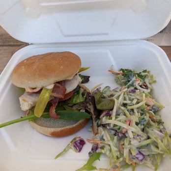 Arizona Winery Tours - Picnic lunch from the Cafe - Wine Tours Near Me Arizona Winery Tours - Picnic lunch from the Cafe - Wine Tours Near Me
