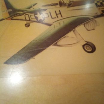 Flight Deck Restaurant - Table decor - American Near Me - Lexington, South Carolina