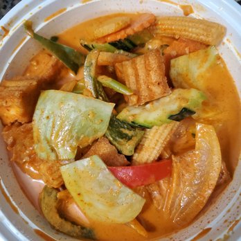 Lemon Grass Thai Kitchen - Panang Curry - good but not enough sauce, expensive for the amount you get - Thai Near Me - Riverview, Florida