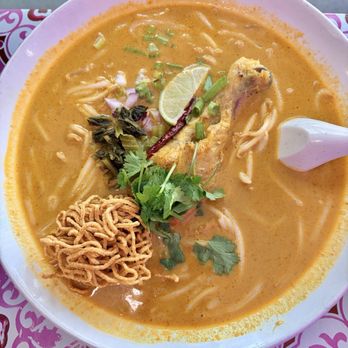 E-Jae Pak Mor - N1 Khao Soi Chiang Mai is huge, spicy, delicious. - Thai Near Me - Seattle, Washington E-Jae Pak Mor - N1 Khao Soi Chiang Mai is huge, spicy, delicious. - Thai Near Me - Seattle, Washington