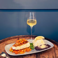 Caló Kitchen + Tequila - El Segundo