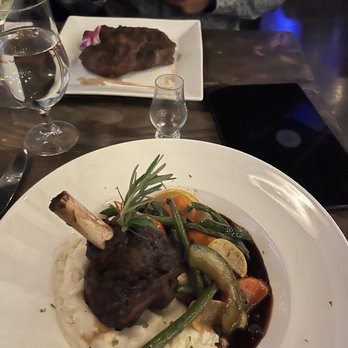 Bourbon Boulevard - Lamb shank - Steakhouses Near Me - Chantilly, Virginia Bourbon Boulevard - Lamb shank - Steakhouses Near Me - Chantilly, Virginia