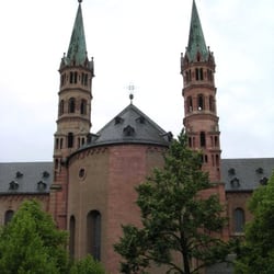 Kiliansdom - Ostseite