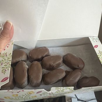 Bergin's Chocolates - Peanut butter 12 oz. Bite Size Eggs with sugar - Chocolatiers & Shops Near Me - West Point, Pennsylvania Bergin's Chocolates - Peanut butter 12 oz. Bite Size Eggs with sugar - Chocolatiers & Shops Near Me - West Point, Pennsylvania