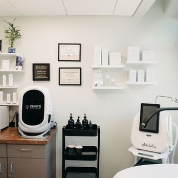 Skin Intentions & Wellness - Skin Care Near Me - Honolulu, Hawaii Skin Intentions & Wellness - Skin Care Near Me - Honolulu, Hawaii