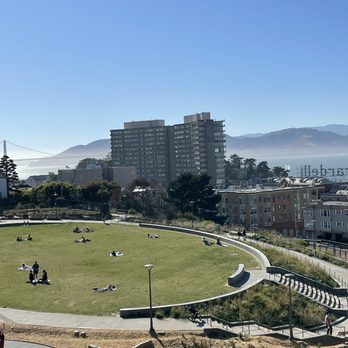 Francisco Park - Dog Parks Near Me - San Francisco, California
