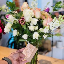 Tramonti Flowers & Events - Encanto arrangement