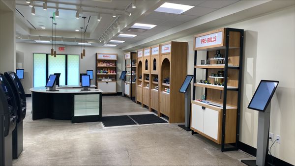 RISE DISPENSARY LAS VEGAS ON NELLIS - Updated July 2025 - 12 Photos