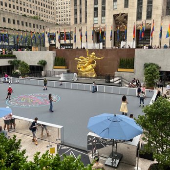 Rockefeller Center - Shopping Centers Near Me - New York, New York Rockefeller Center - Shopping Centers Near Me - New York, New York