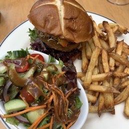 Beyond meat burger with mango salsa (amazing) garden salad and fresh cut fries! Beyond meat burger with mango salsa (amazing) garden salad and fresh cut fries!