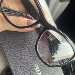 Gary A Lee, OD - Prada