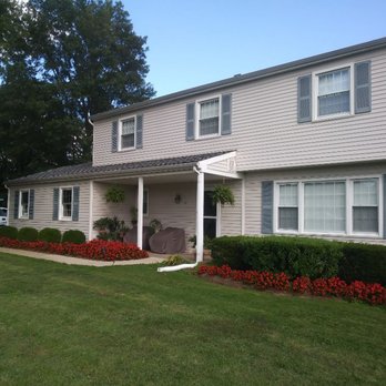 Affet Custom Painting - Richboro faded shutters before painting - Painters Near Me - Levittown, Pennsylvania