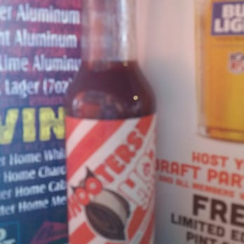 Hooters - American Near Me - Albuquerque, New Mexico
